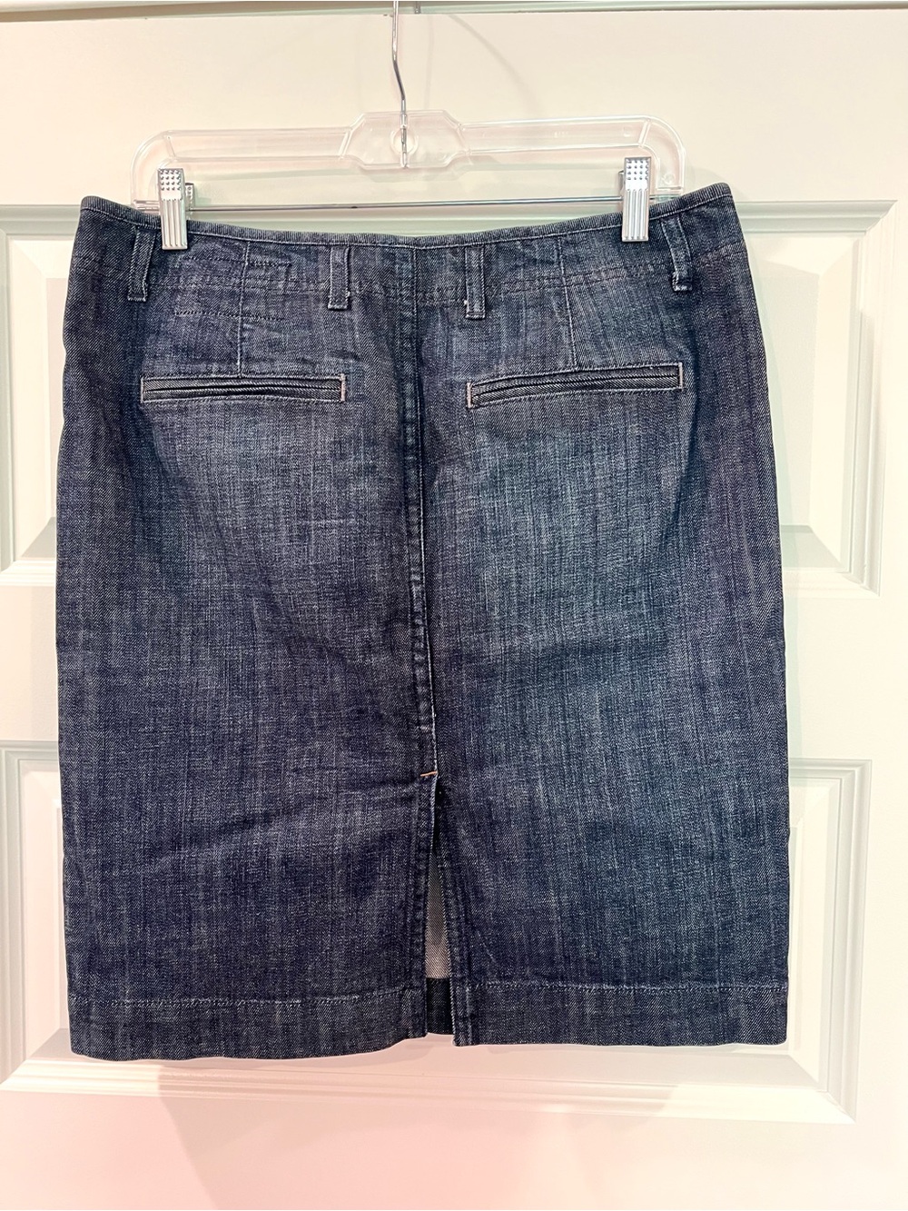 Gap 1969 Limited Edition Dark Wash Denim Skirt Size 10 Button Detail - Picture 9 of 9